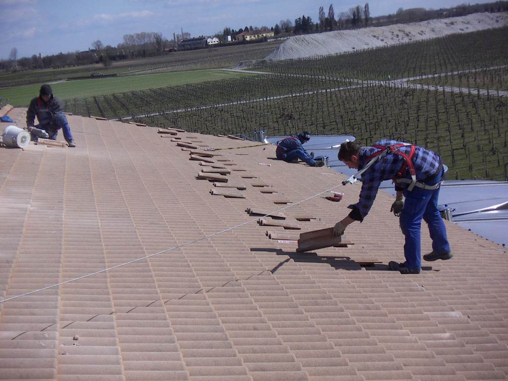 Ausdeckung der Dachziegel  - Montageschritt 2